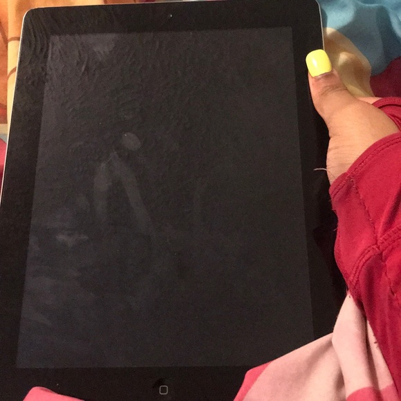 Ipad - Picture 2 of 2